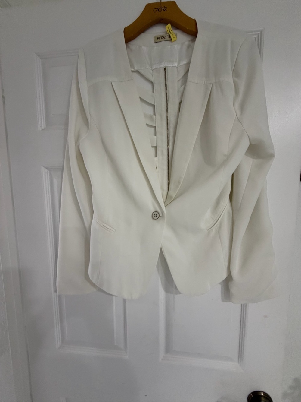Arden B Cream Single-Button Feminine Blazer